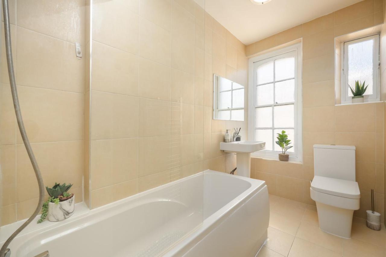 Modern One Bedroom Apartment Next To Old Street Лондон Екстер'єр фото